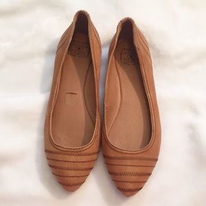 {Lucky Brand} leather flats